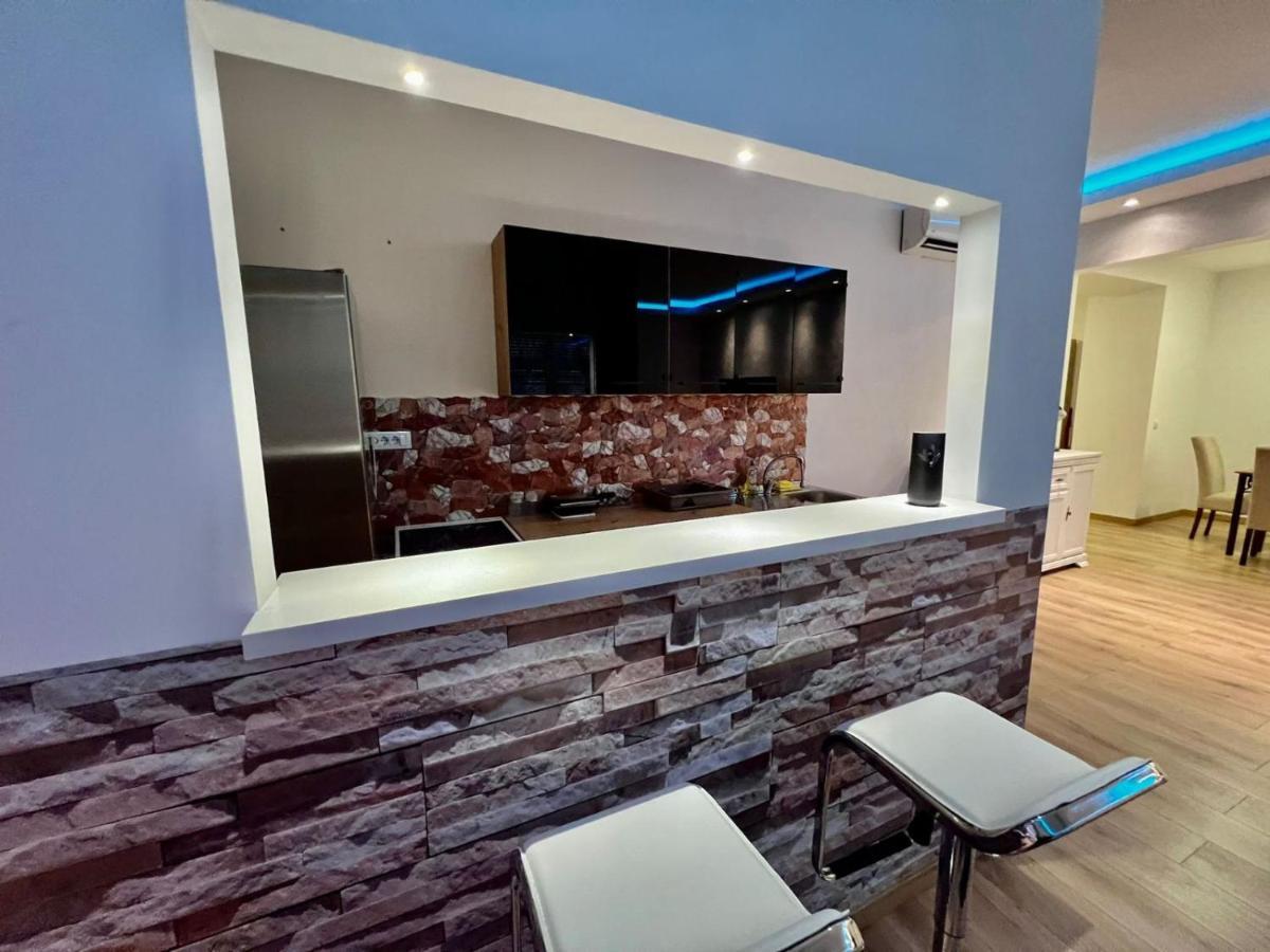 Ferienwohnung Hugo Bianca Lux Belgrad Exterior foto